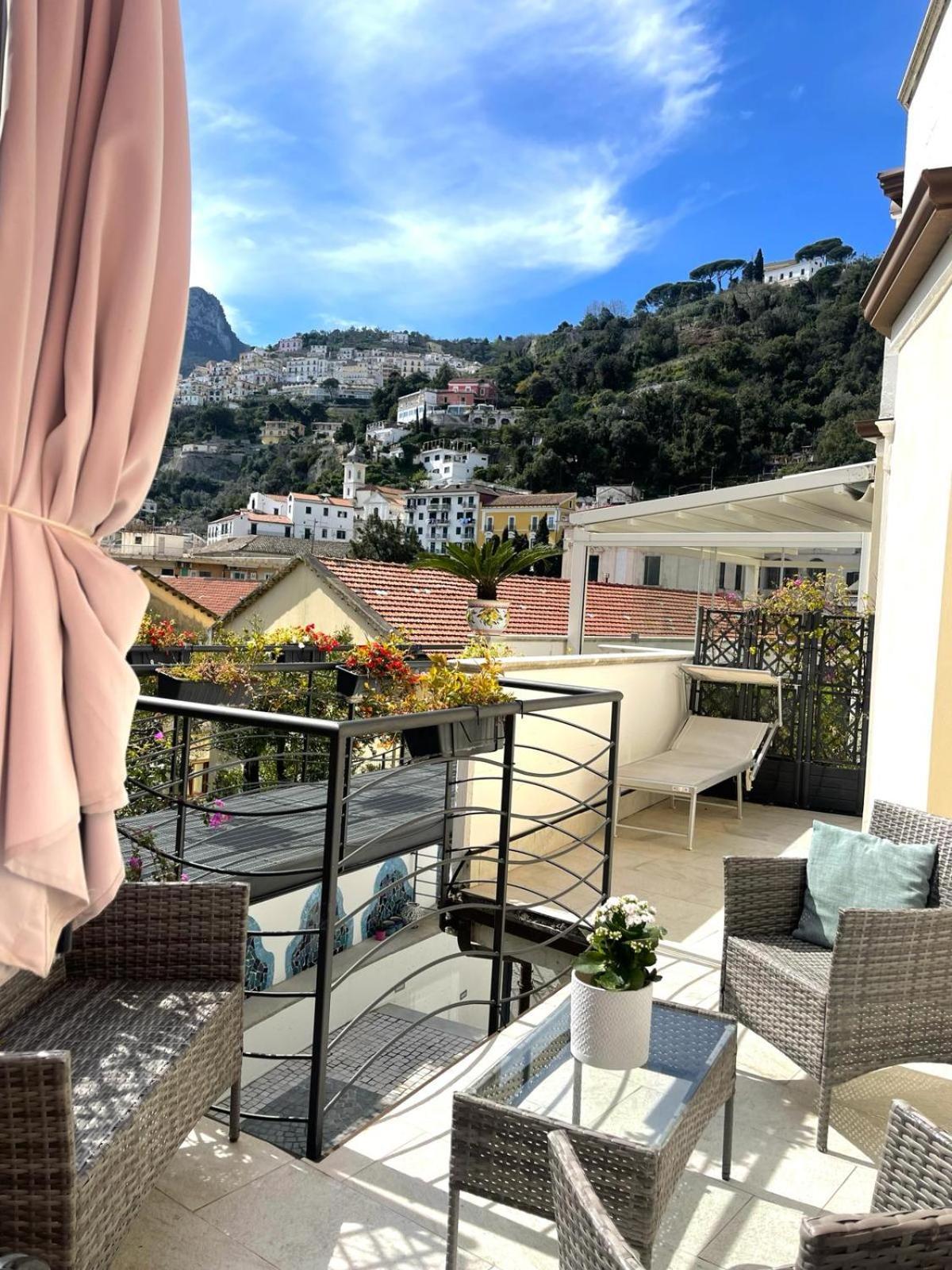 Aretusa Resort Amalfi Coast Vietri Bagian luar foto